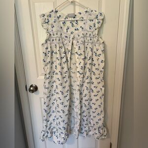 Blair White and Blue Floral Nightgown